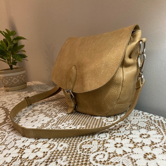 Roots Leather Crossbody Bag - Picture 2 of 9